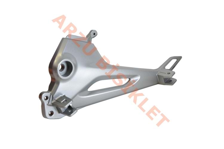 ÖN BASAMAK BRAKETİ [SOL] CBF 150